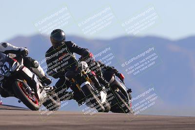 media/Nov-06-2023-Moto Forza (Mon) [[ce023d0744]]/3-Intermediate Group/Session 5 (Turn 9)/